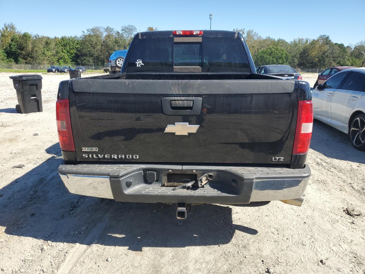 3GCPKTE37BG366243 2011 Chevrolet Silverado K1500 Ltz