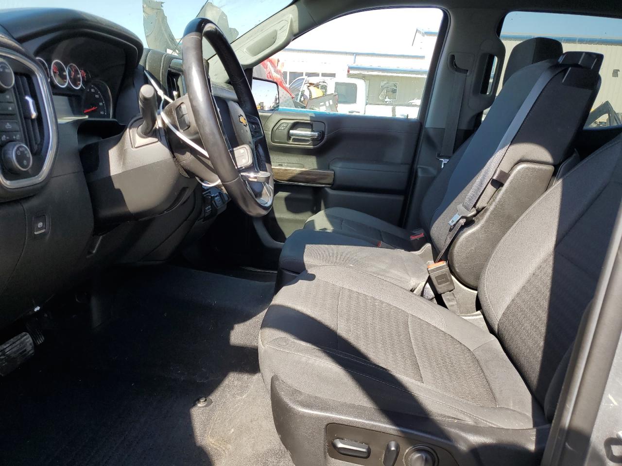 2020 Chevrolet Silverado - Image 7