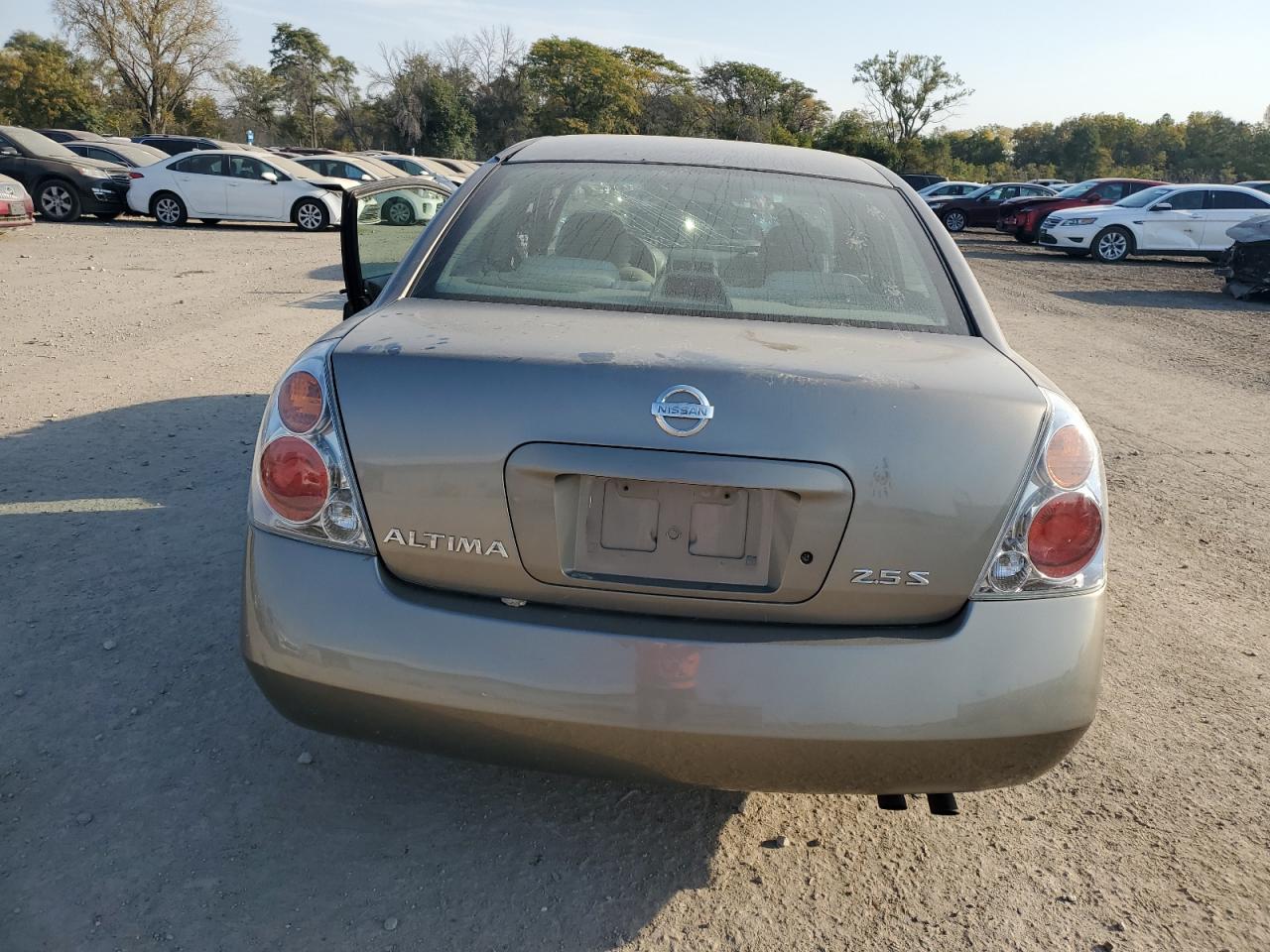 2002 Nissan Altima - Image 6