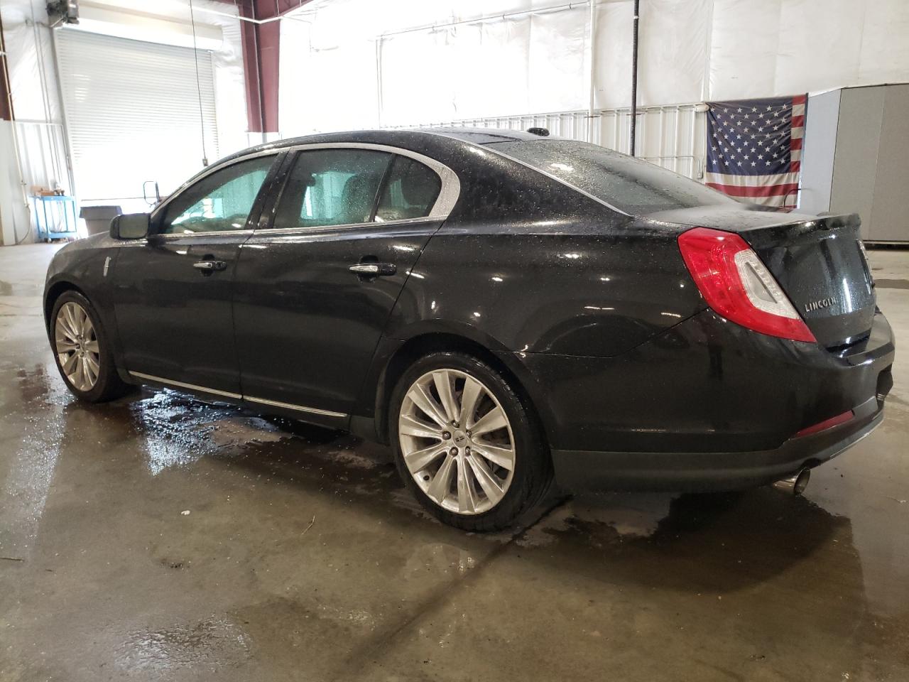 2013 Lincoln MKS - Image 2