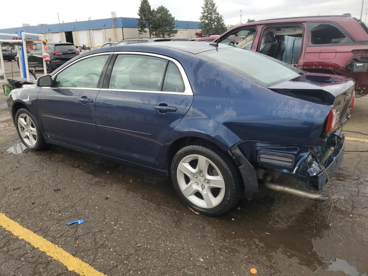 2009 Chevrolet Malibu - Image 2
