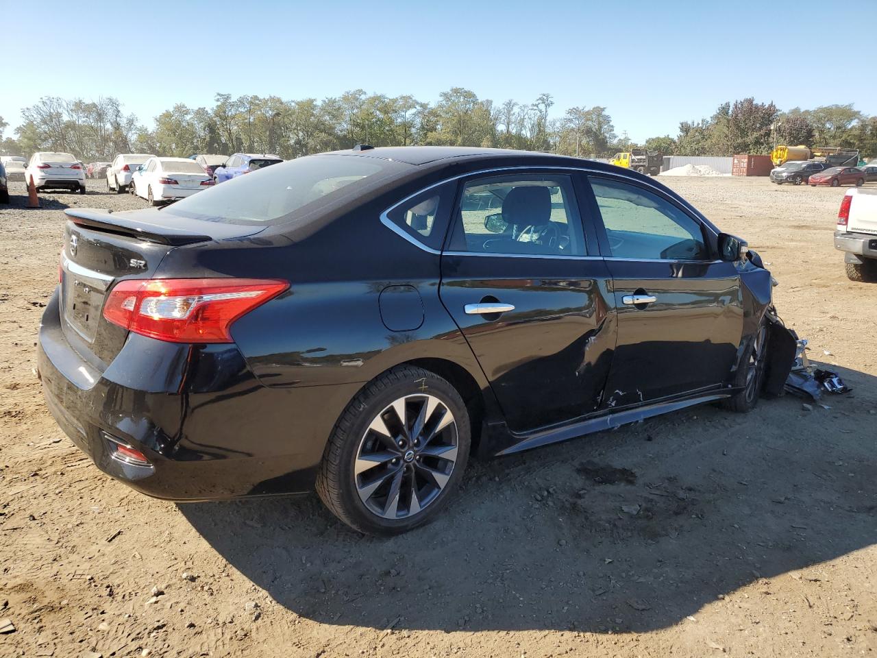2017 Nissan Sentra - Image 3