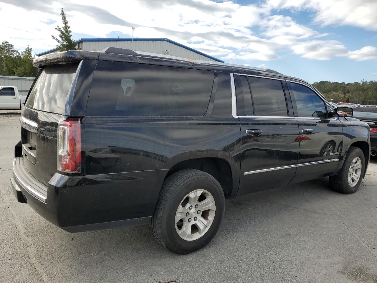 1GKS1HKJ9GR415788 2016 GMC Yukon Xl Denali