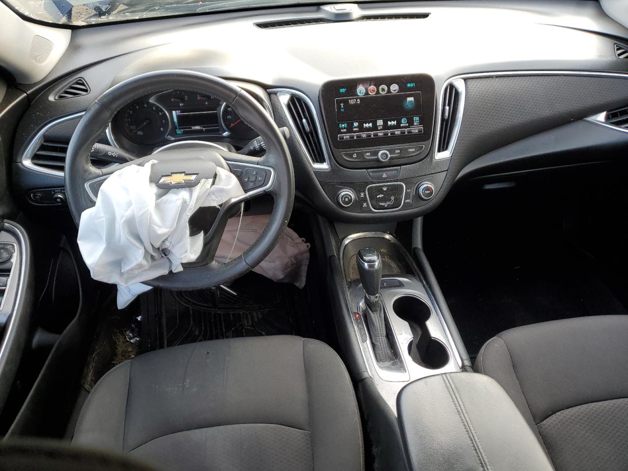 2018 Chevrolet Malibu - Image 8