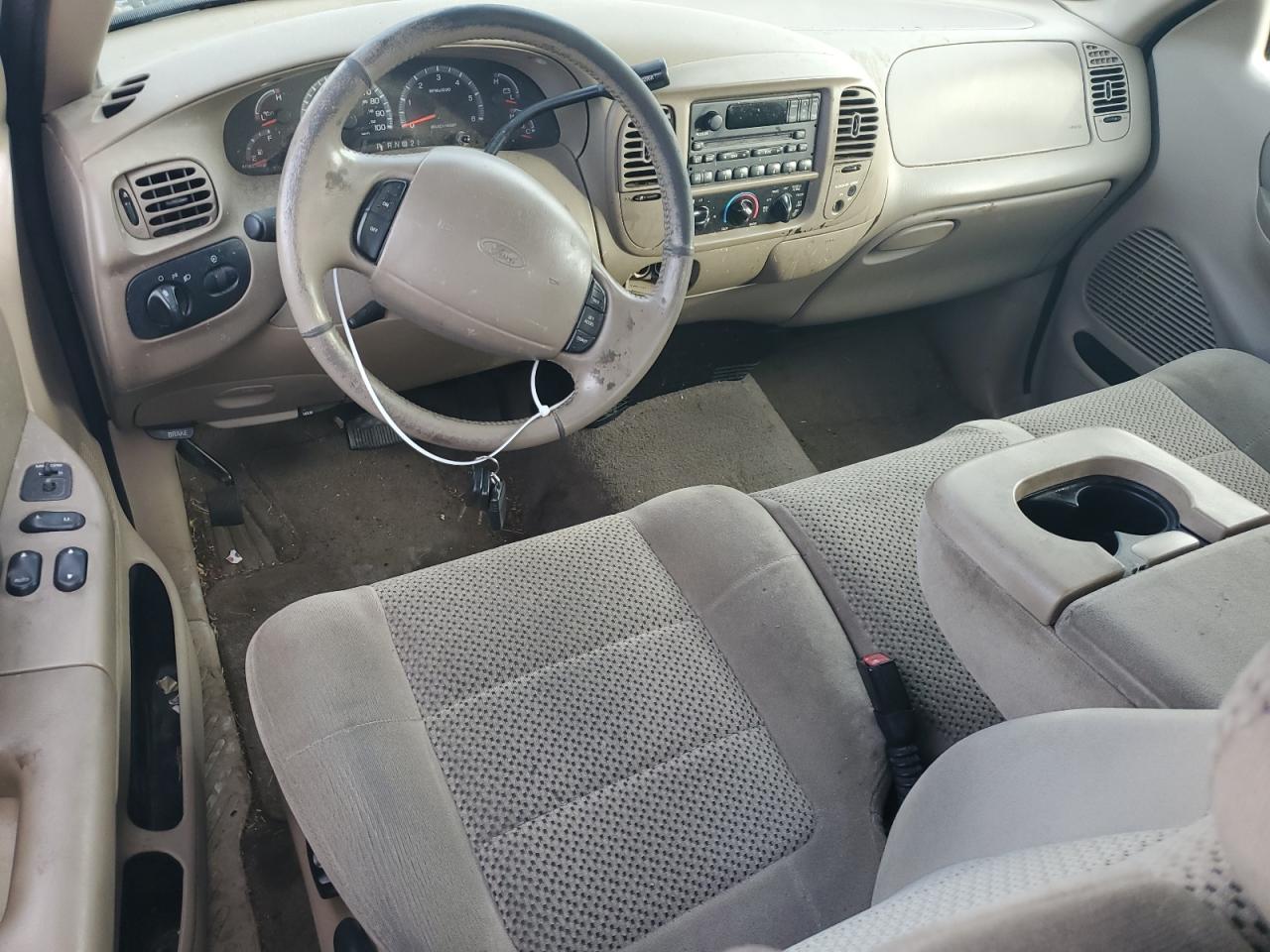 2002 Ford F-150 - Image 8