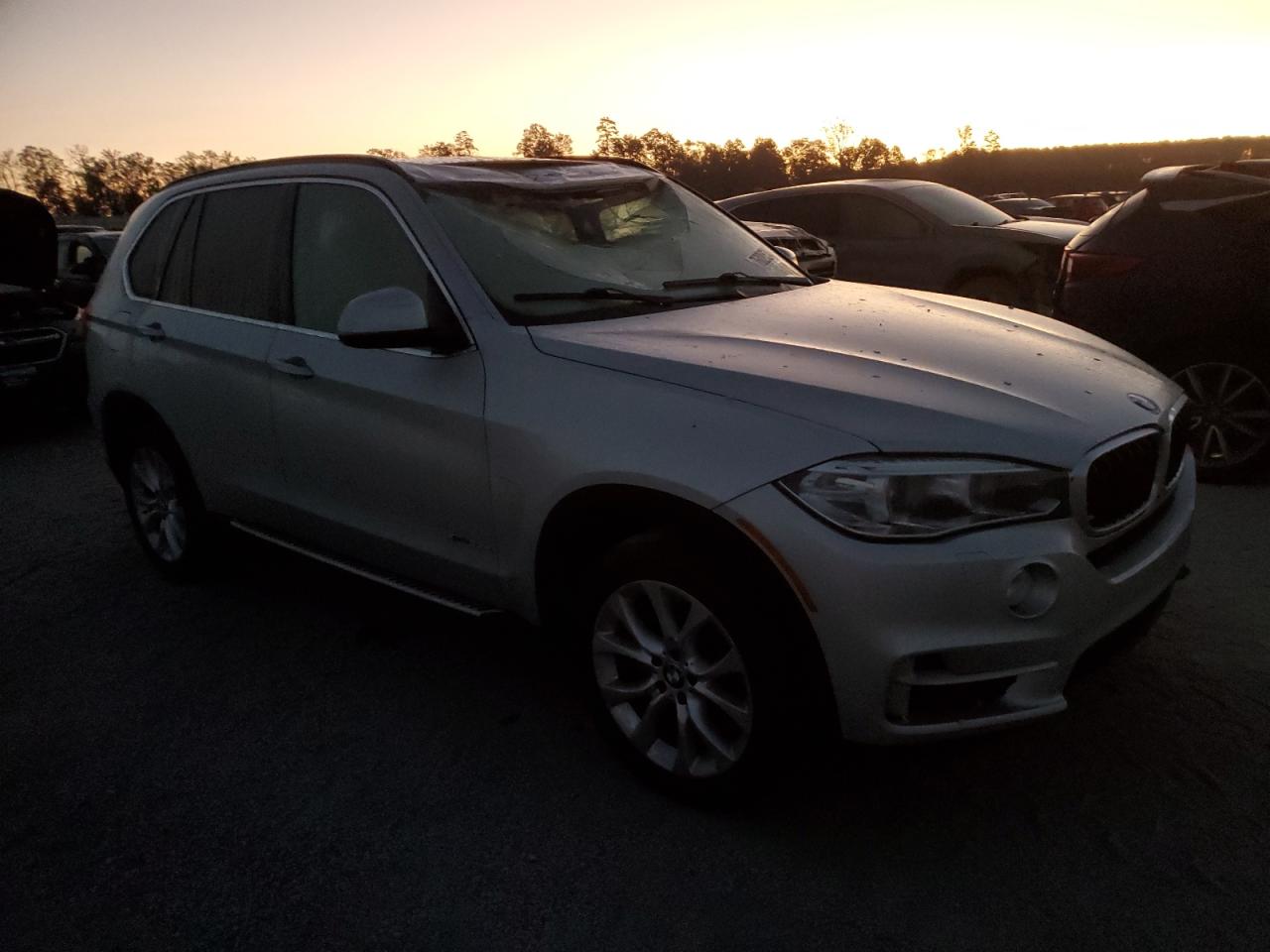 VIN 5UXKS4C57G0N14390 2016 BMW X5 no.4