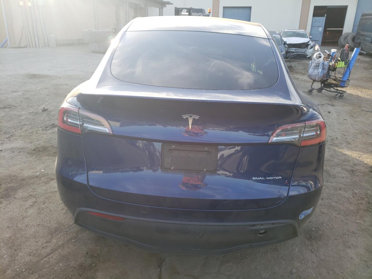 2020 Tesla Model Y VIN: 5YJYGDEEXLF057791 Lot: 74000894