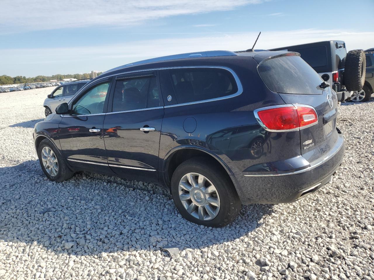 5GAKVBKD2FJ269384 2015 BUICK ENCLAVE - Image 2