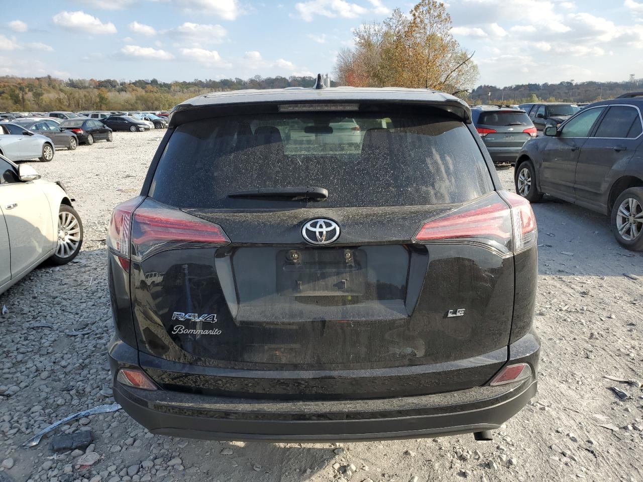 2018 Toyota RAV 4 - Image 6