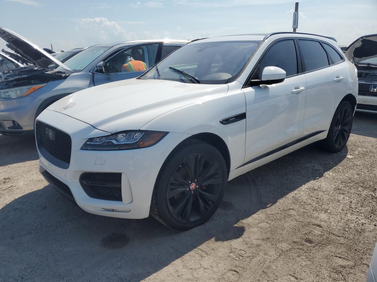 2019 Jaguar F-Pace R - Sport VIN: SADCL2GX5KA399802 Lot: 76385774