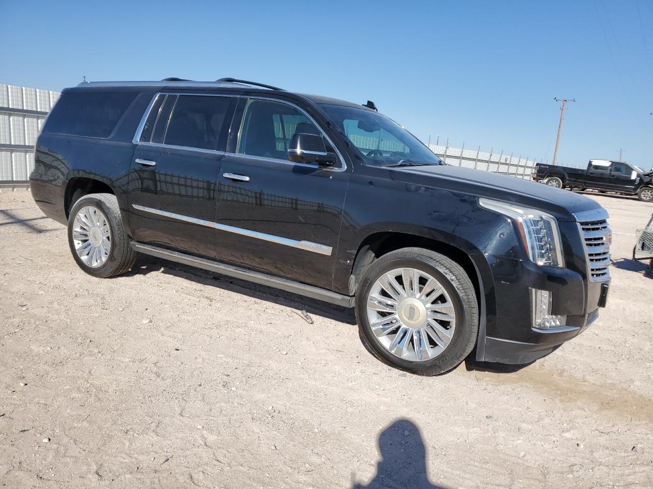 2016 Cadillac Escalade - Image 4