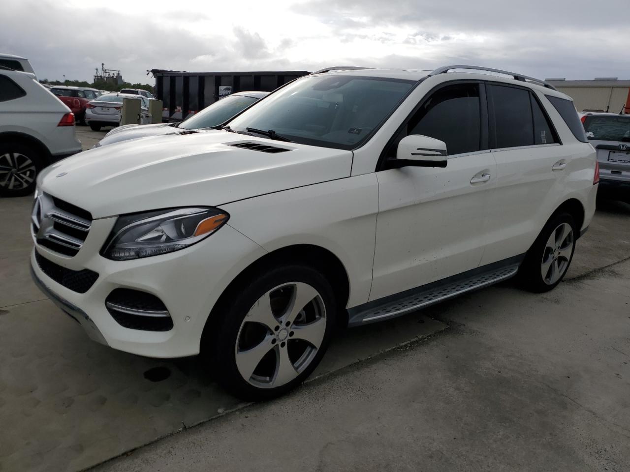 4JGDA5JB1GA802911 2016 MERCEDES-BENZ GLE - Image 1