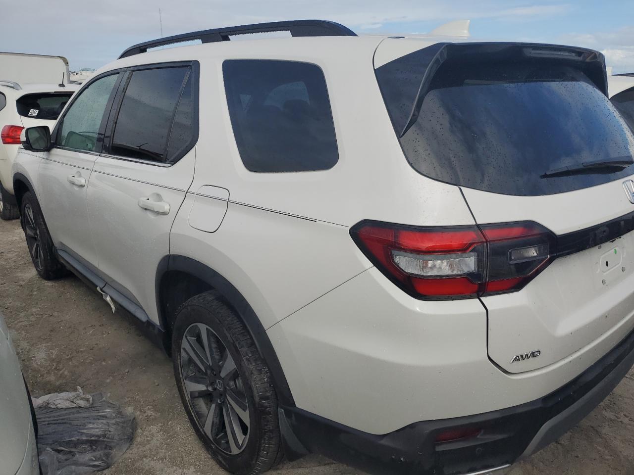 2024 Honda Pilot - Image 2