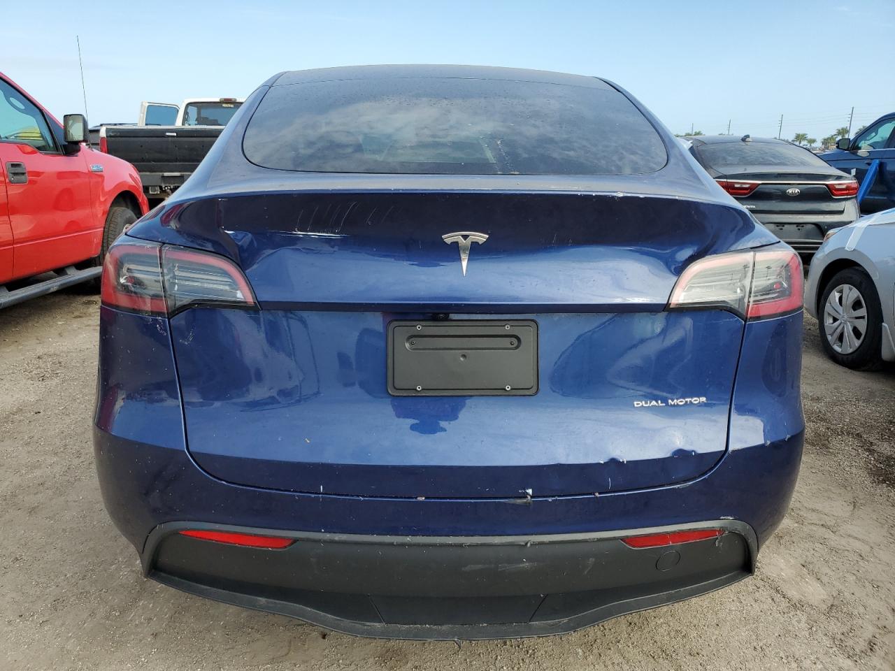 2023 Tesla Model Y VIN: 7SAYGDEE5PF976607 Lot: 74531414