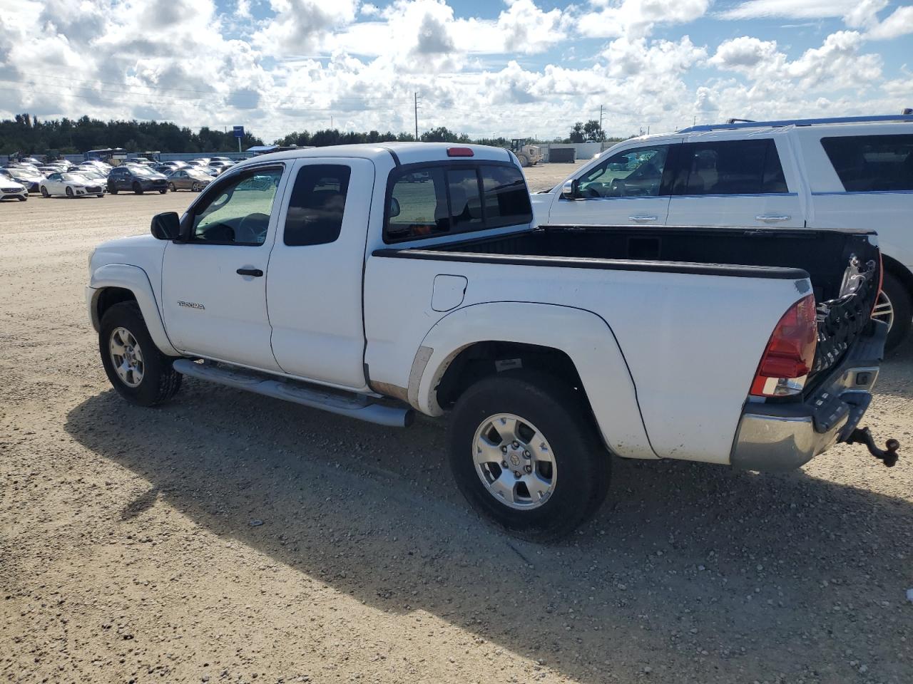 2006 Toyota Tacoma - Image 2