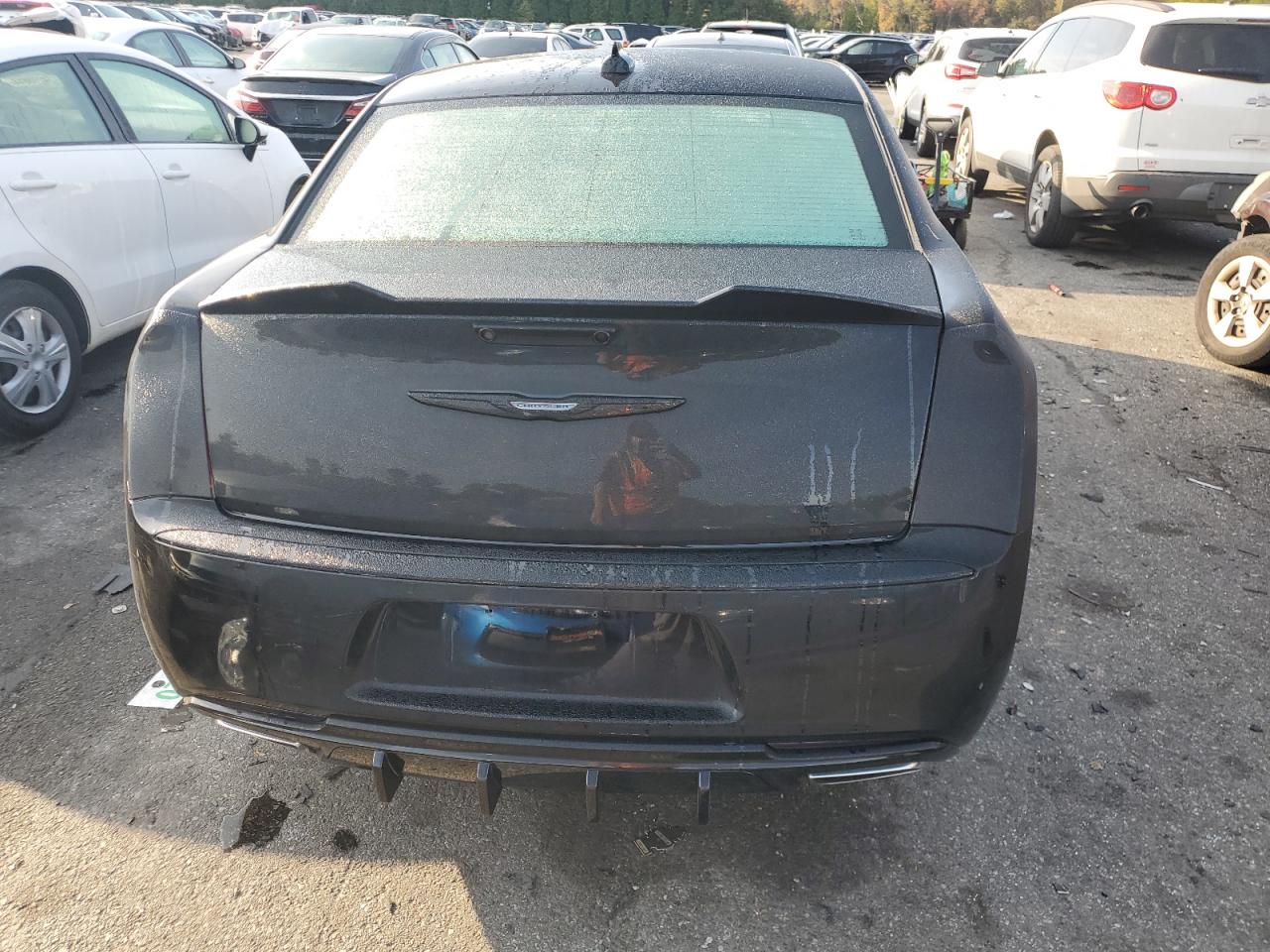 2016 Chrysler 300 - Image 6