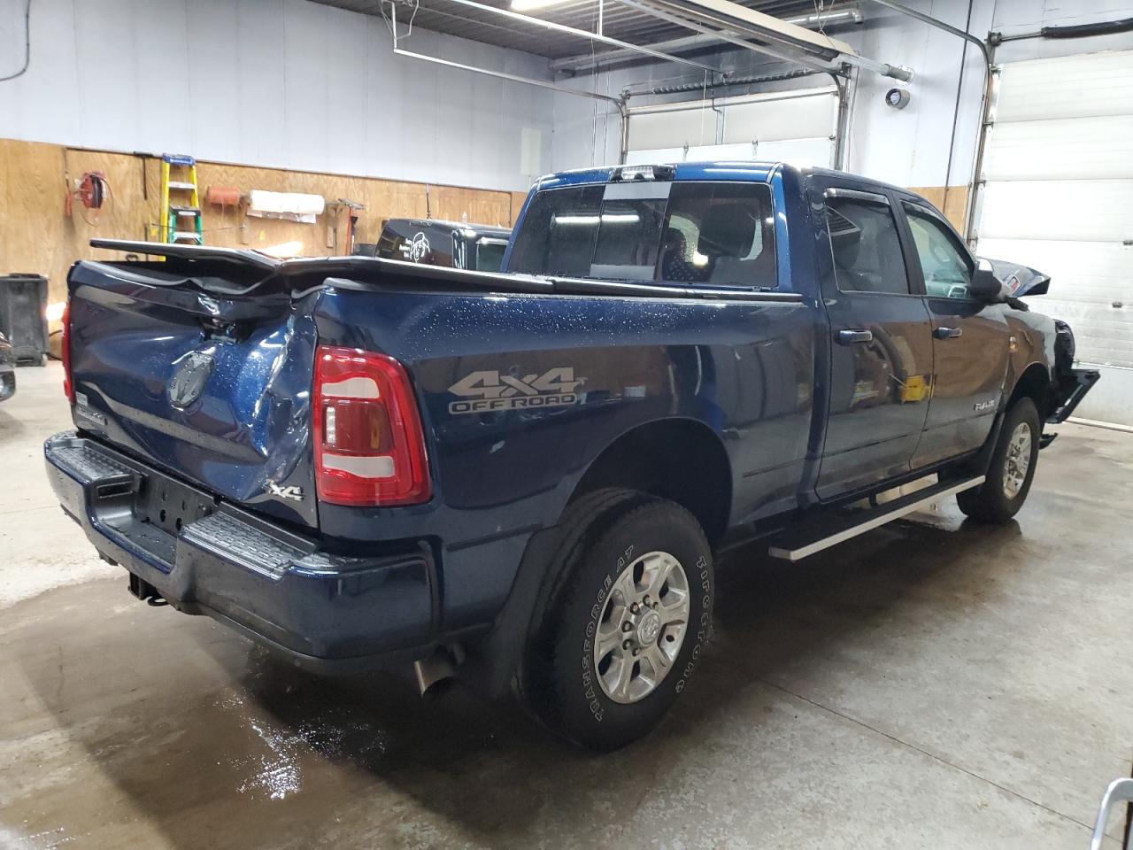 2022 RAM 2500 - Image 3