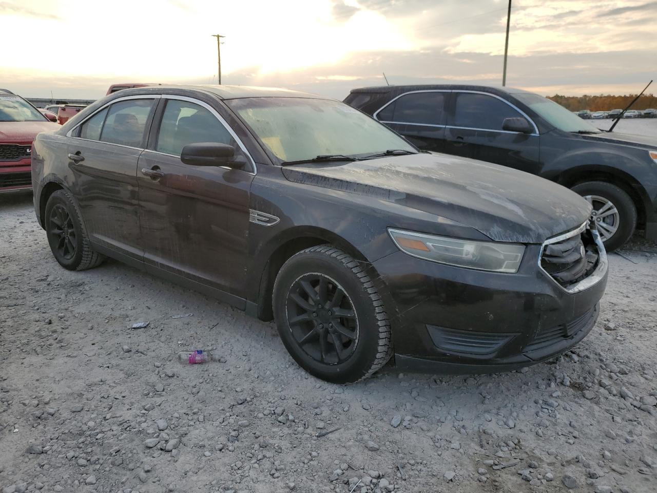 VIN 1FAHP2D80DG152387 2013 FORD TAURUS no.4