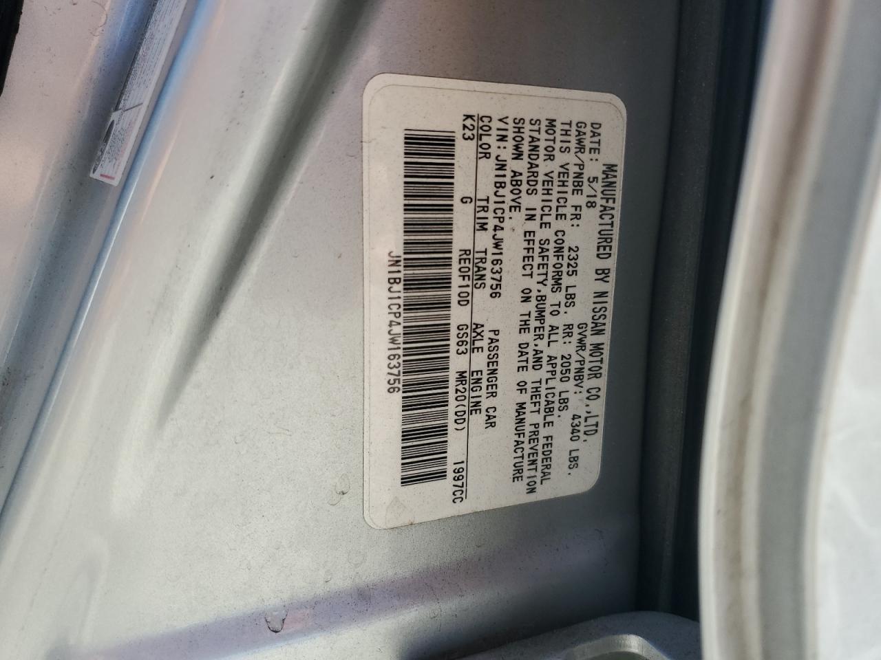 2018 Nissan Rogue - Image 13