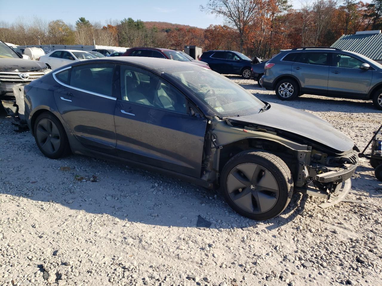 2019 Tesla Model 3 VIN: 5YJ3E1EB5KF205638 Lot: 77125184