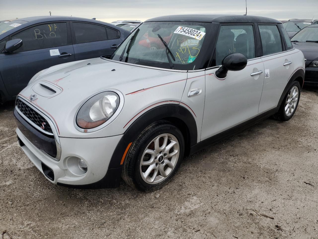 2017 MINI Cooper - Image 1