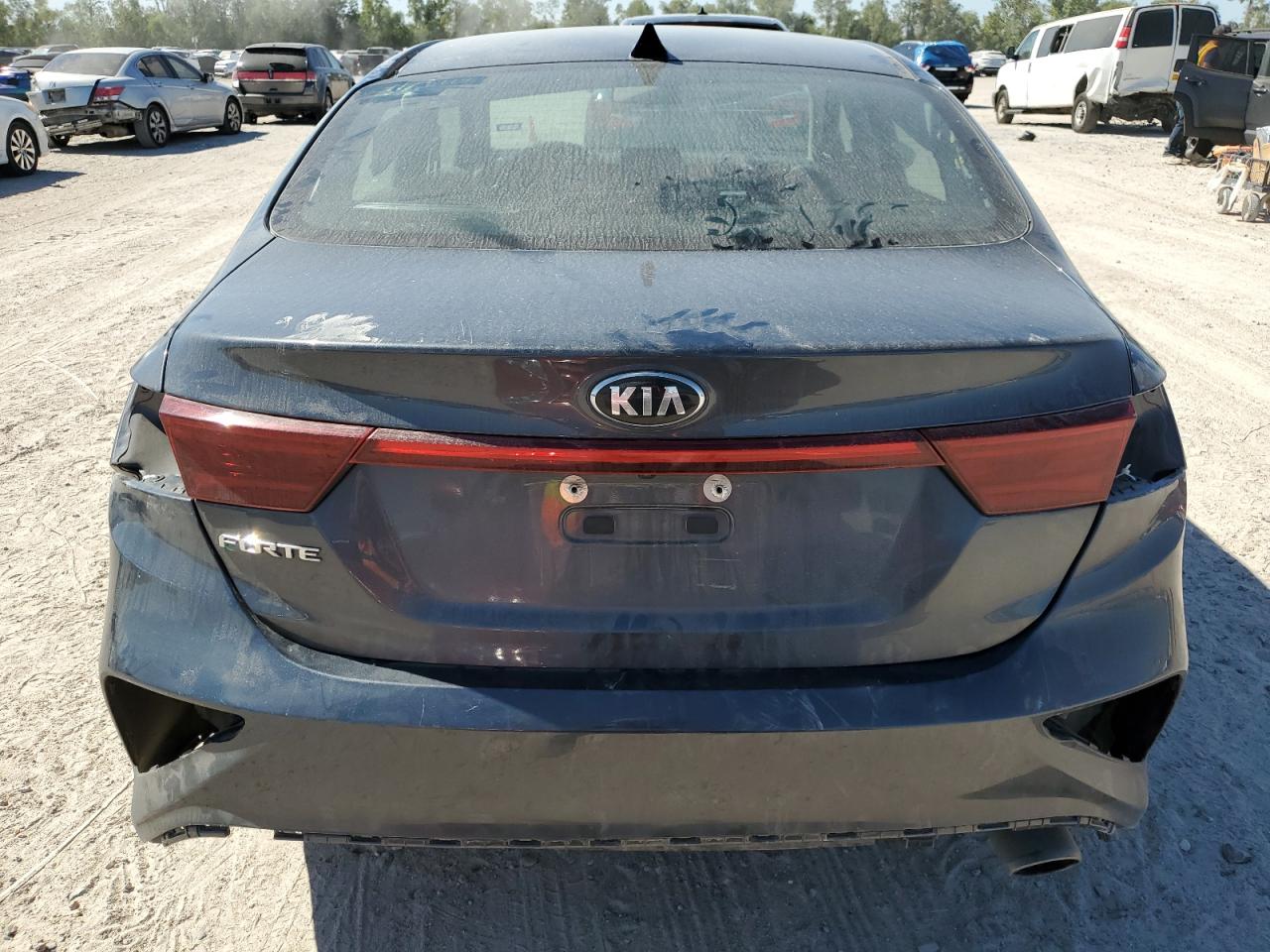 2021 Kia Forte Fe VIN: 3KPF24AD6ME273549 Lot: 76696654