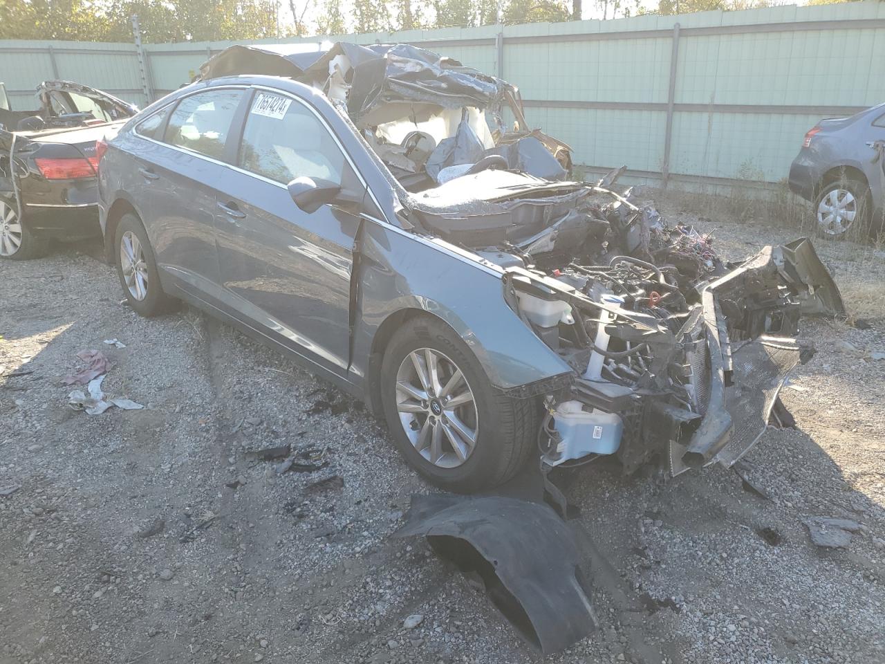 2016 Hyundai Sonata - Image 4