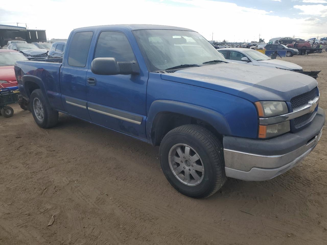 2004 Chevrolet Silverado - Image 4