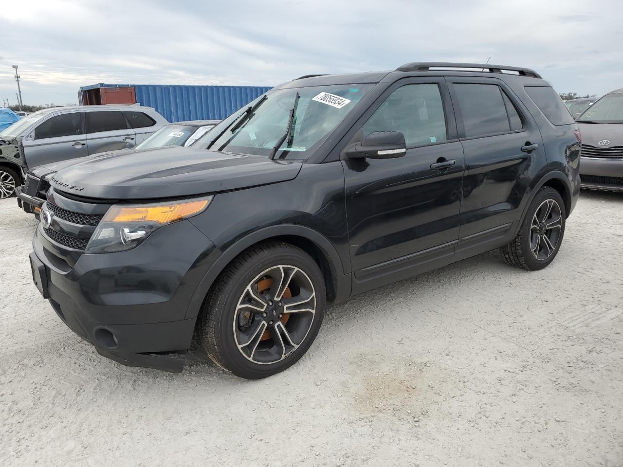 2015 Ford Explorer - Image 1