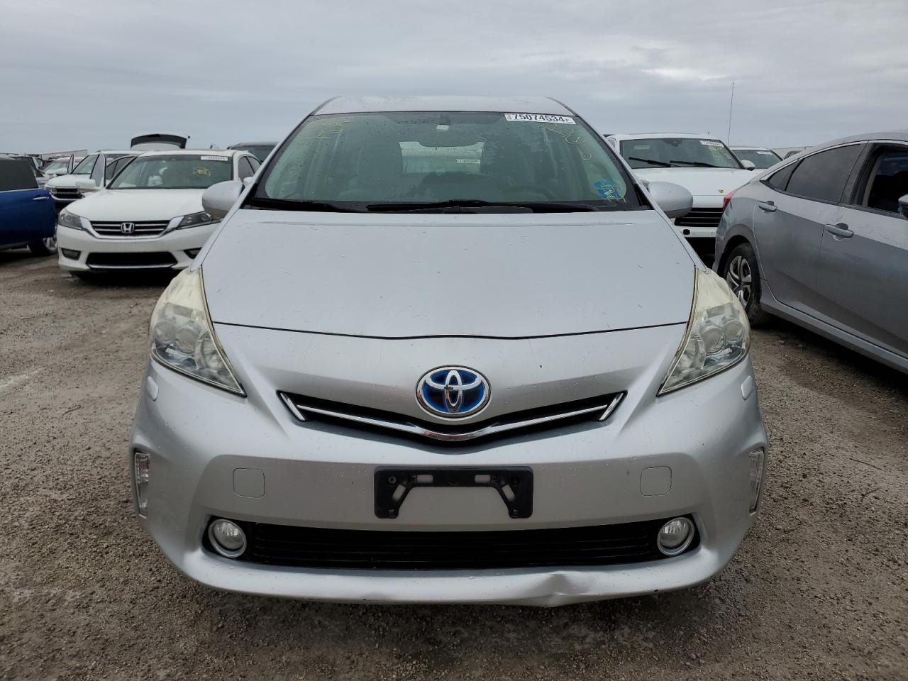 VIN JTDZN3EU2D3218970 2013 TOYOTA PRIUS no.5