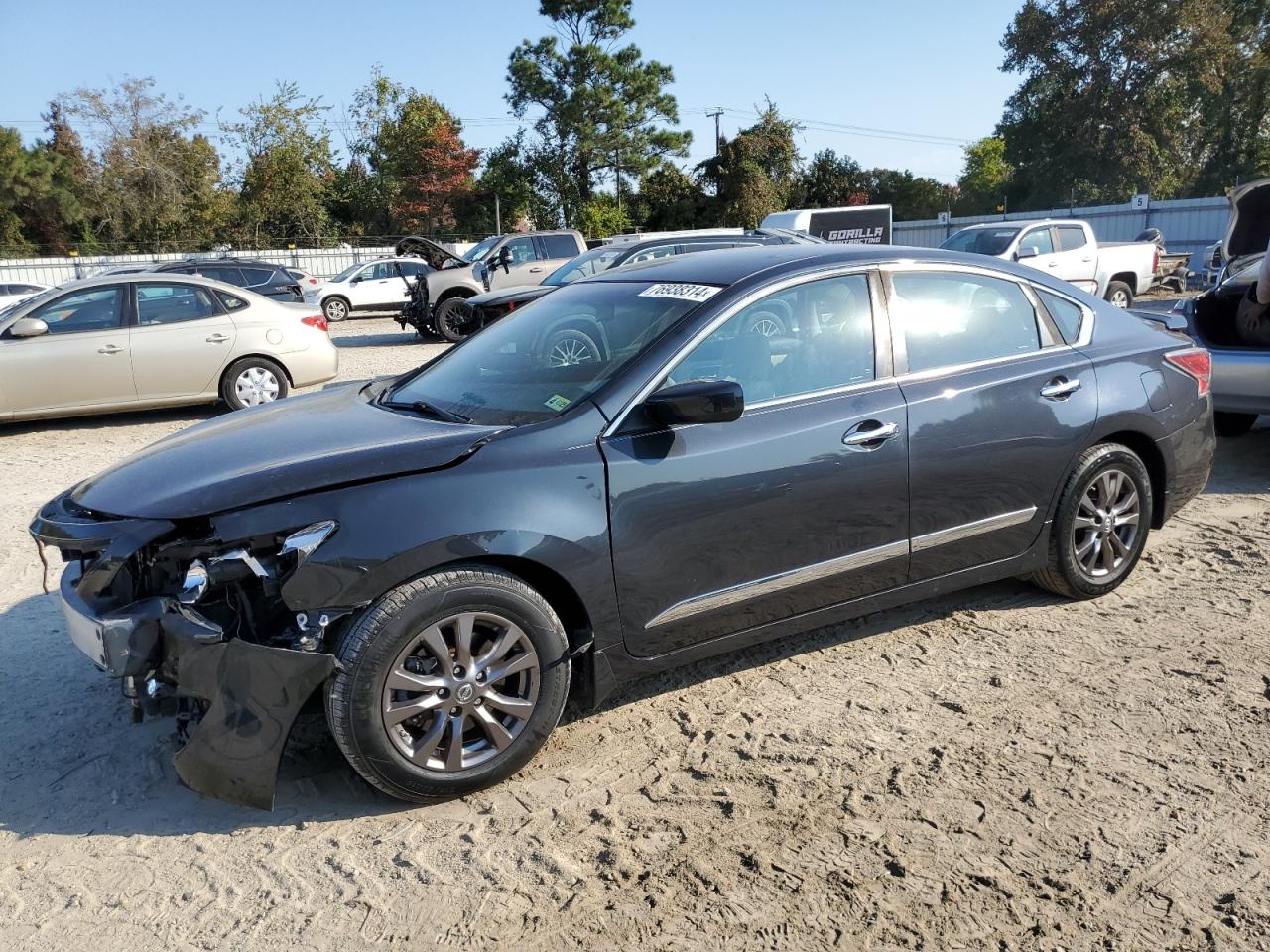 2015 Nissan Altima - Image 1