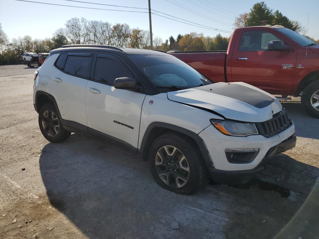 2018 Jeep Compass Trailhawk VIN: 3C4NJDDB3JT129909 Lot: 76625224