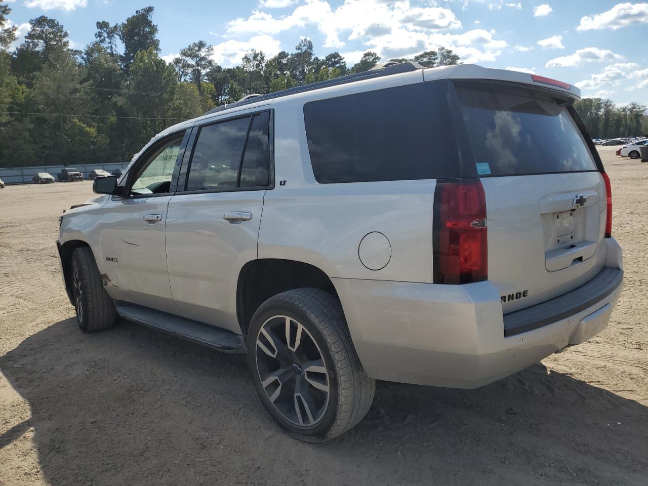 1GNSCBKC9KR110182 2019 CHEVROLET TAHOE - Image 2