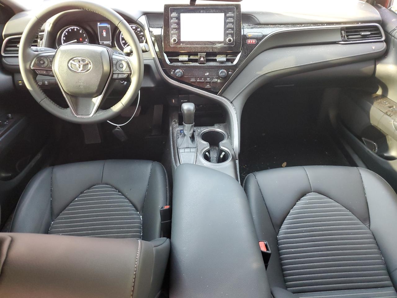 2023 Toyota Camry - Image 8