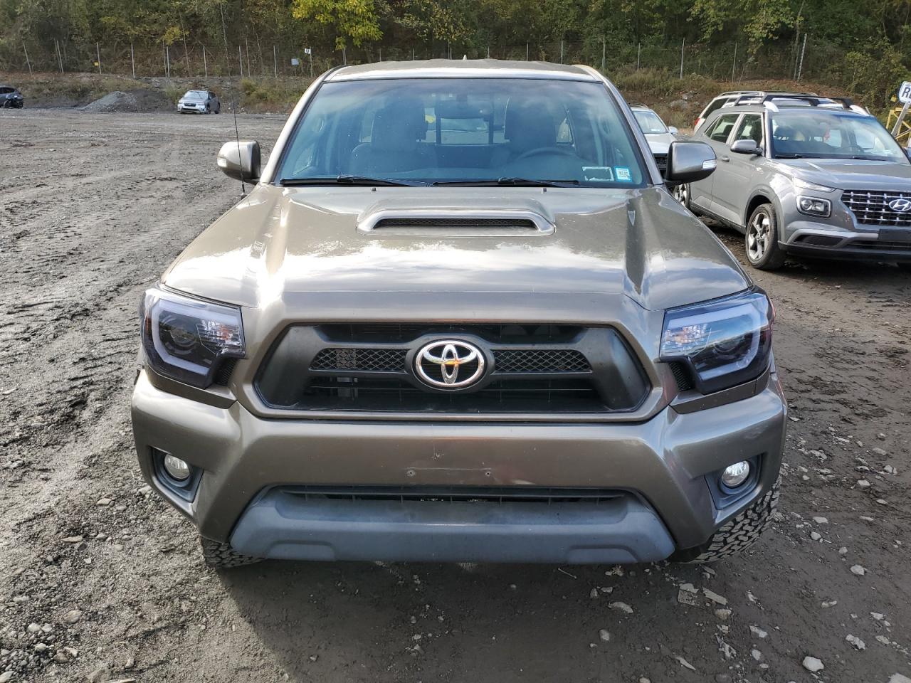2012 Toyota Tacoma - Image 5