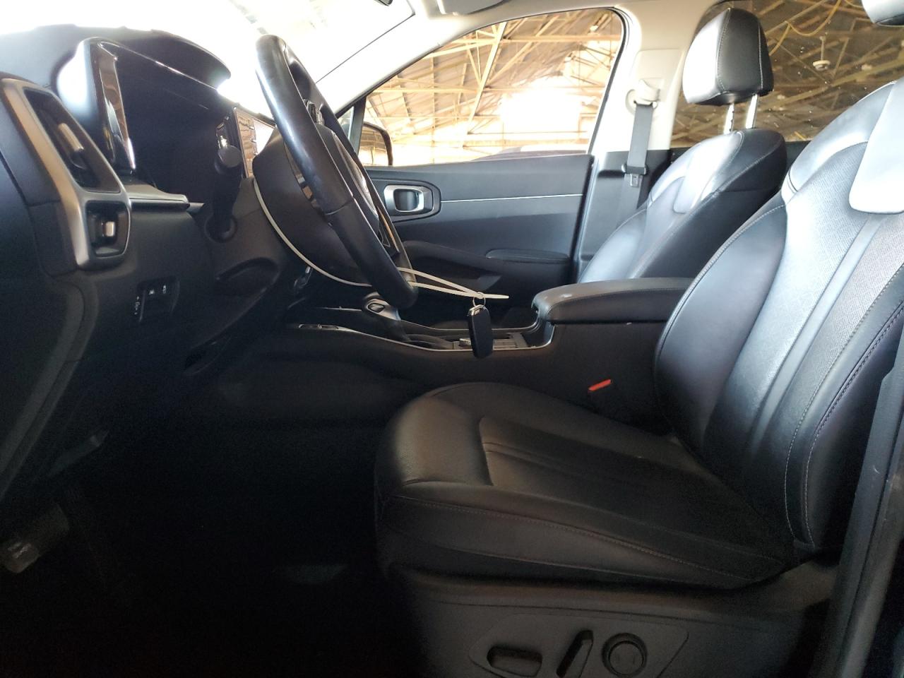 2021 Kia Sorento - Image 7