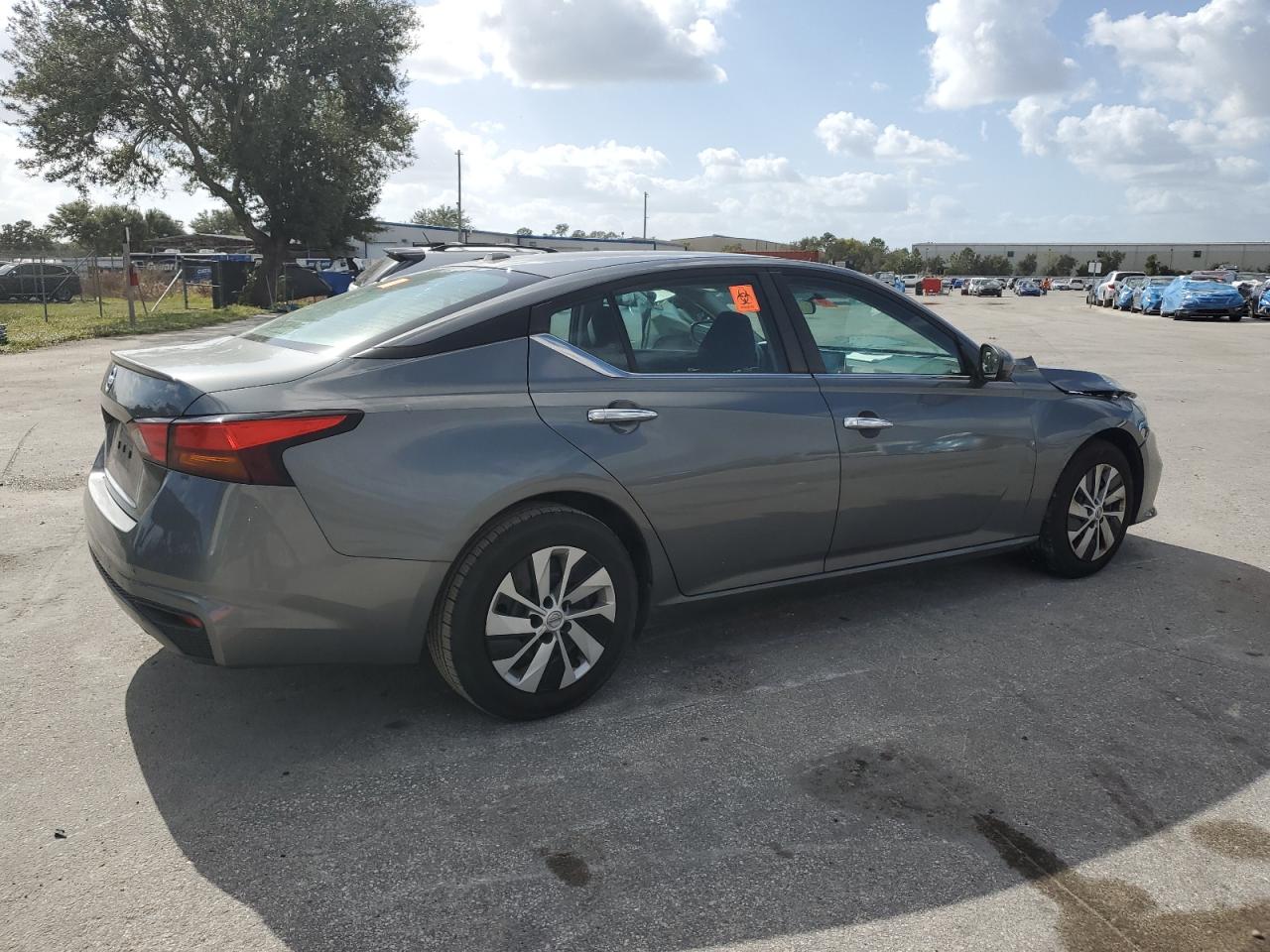 2019 Nissan Altima - Image 3