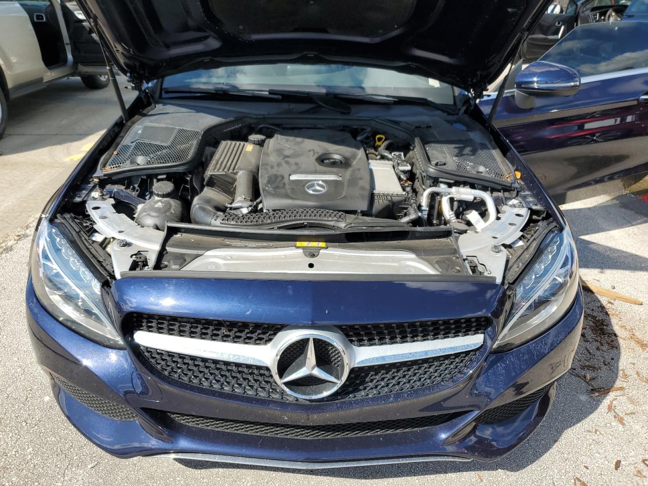 WDDWK4JBXHF468781 2017 Mercedes-Benz C 300