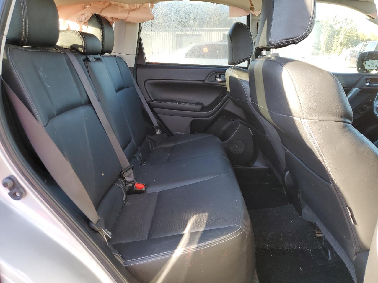 2015 Subaru Forester - Image 11