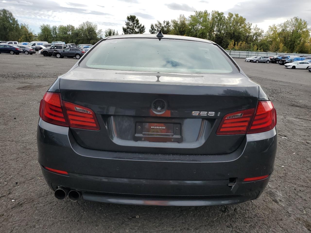 2011 BMW 528 I VIN: WBAFR1C56BC672575 Lot: 75949244