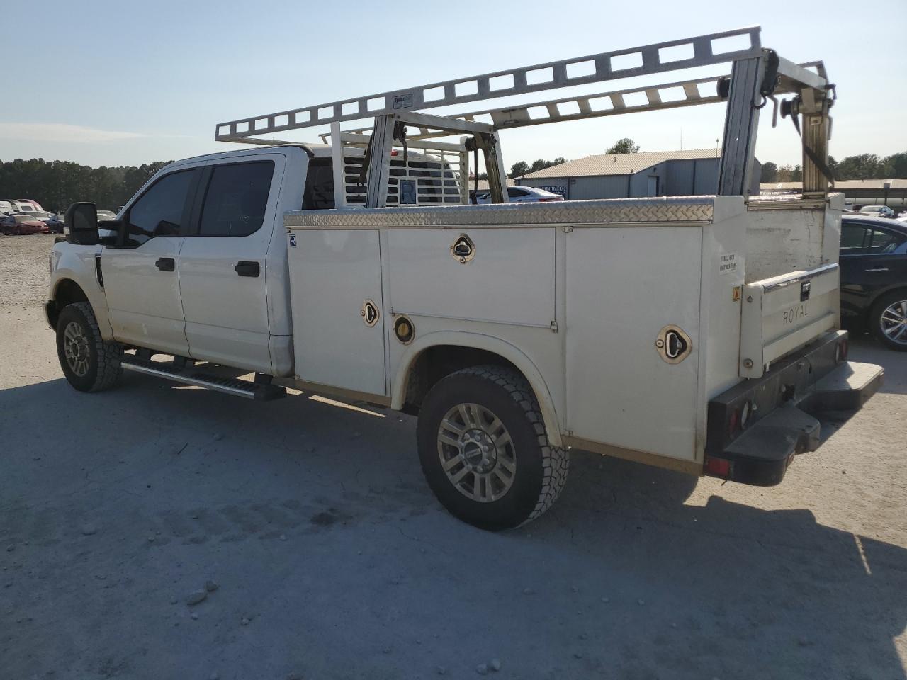 VIN 1FD7W2B64KEC16445 2019 FORD F250 no.2