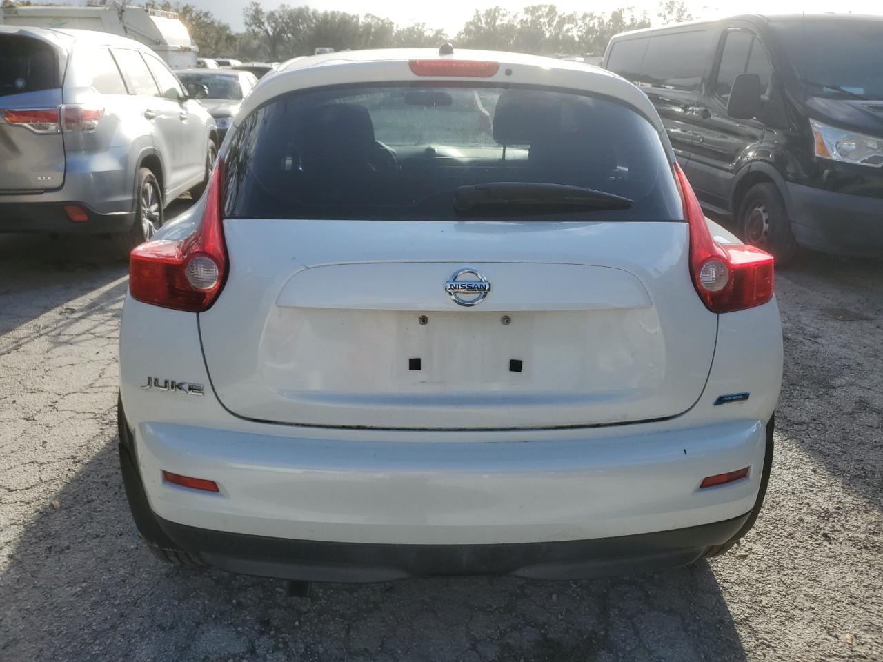 2014 Nissan Juke S VIN: JN8AF5MR3ET357871 Lot: 78674304