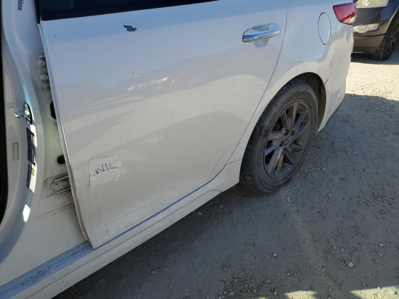 2019 Kia Optima - Image 12