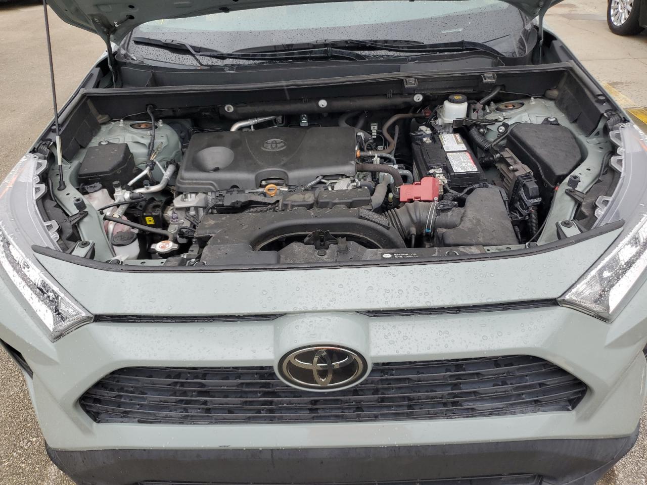 2020 Toyota RAV 4 - Image 12