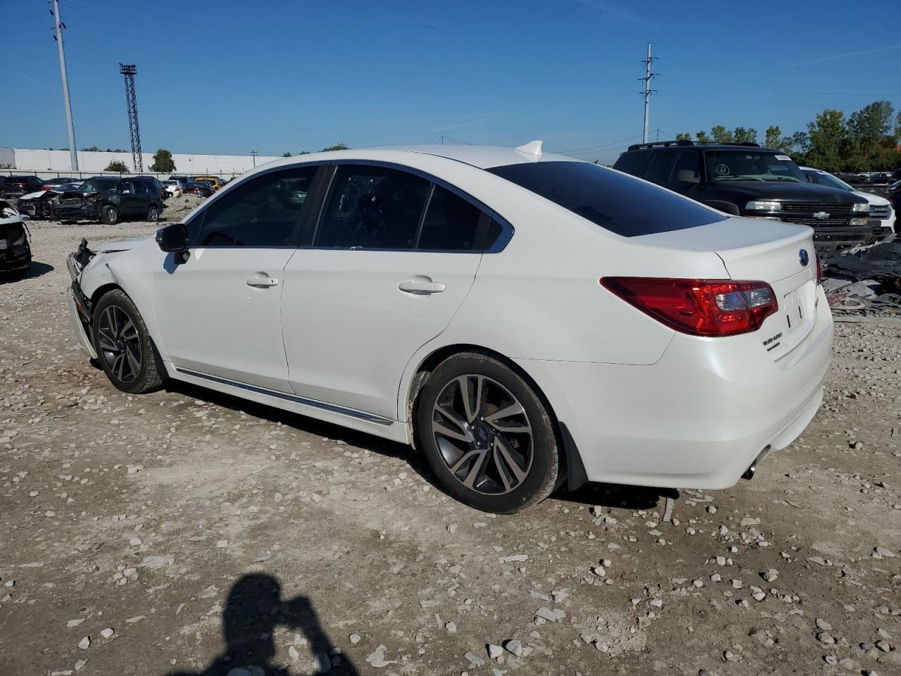 2017 Subaru Legacy - Image 2