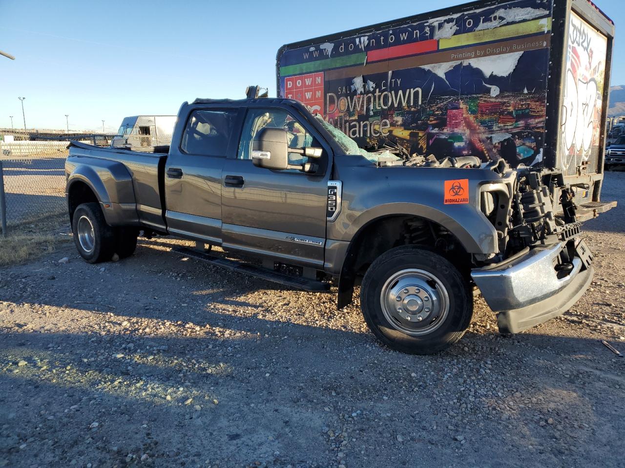 2017 Ford F350 - Image 4