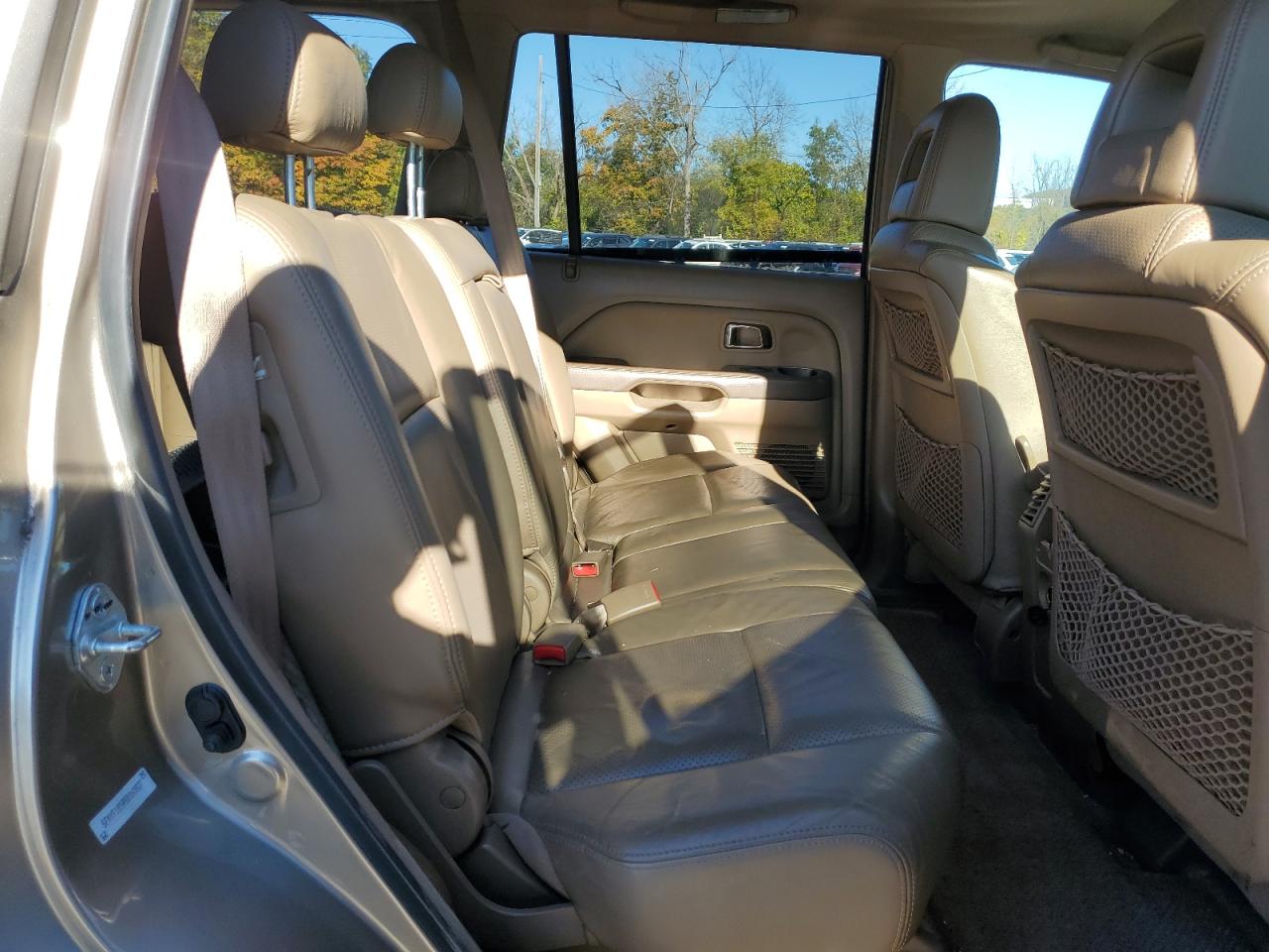 2005 Honda Pilot Exl VIN: 5FNYF18595B060827 Lot: 76278724