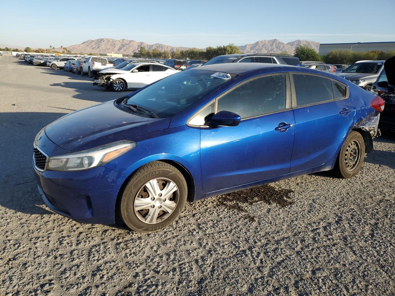 3KPFK4A72JE199214 2018 KIA FORTE - Image 1