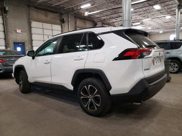 2T3P1RFVXNW287157 Toyota RAV4 XLE 2