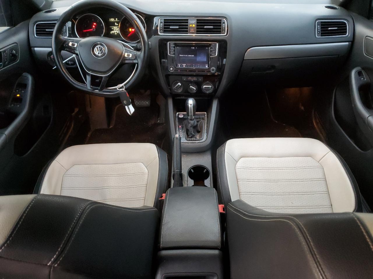 2016 Volkswagen Jetta - Image 8